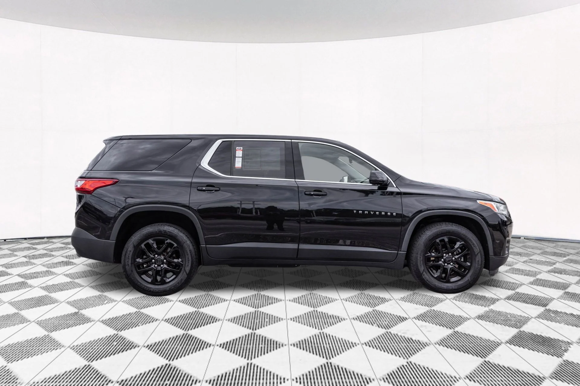 Used 2019 MOSAIC BLACK METALLIC Chevrolet LS image 19