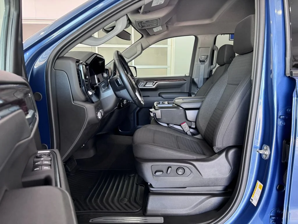 2024 GMC Sierra 1500 Elevation - Photo 11