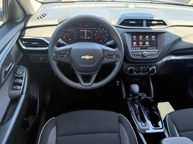 Photo 25