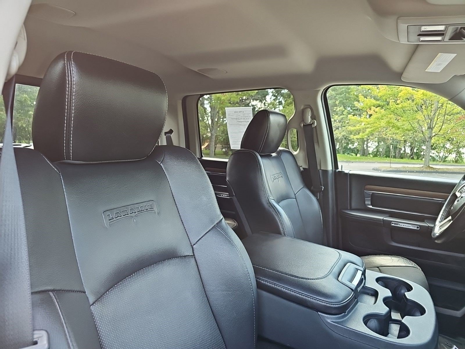 Used 2015 Bright Silver Metallic Clearcoat Ram Laramie image 10