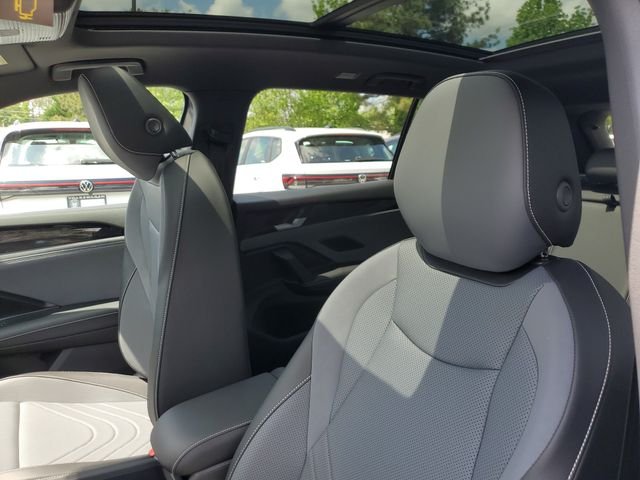 New 2026 Silver Volkswagen SE R-Line Black image 16