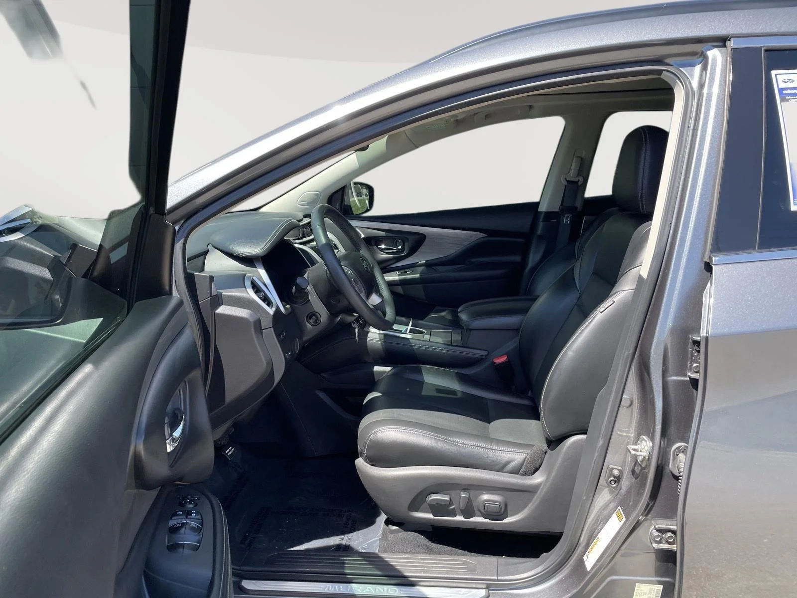 Used 2017 Gun Metallic Nissan Platinum image 5