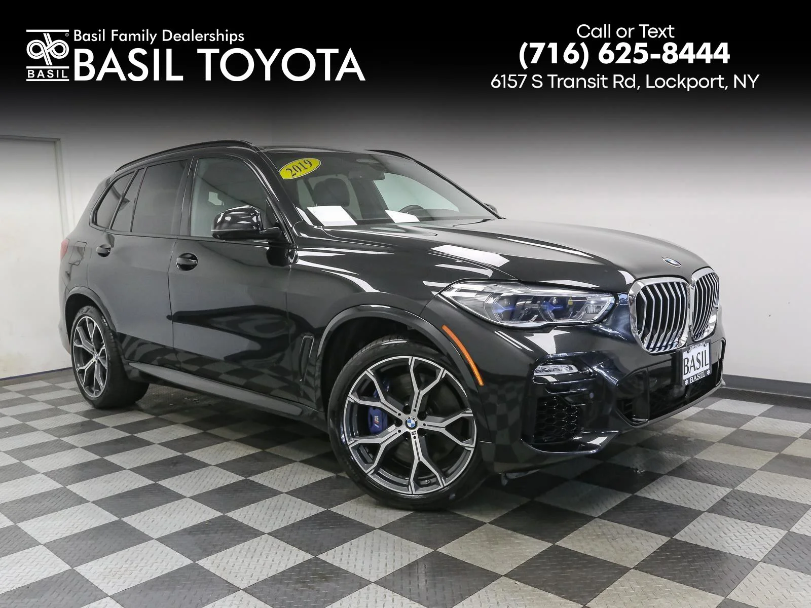 Used 2019 Black Sapphire Metallic BMW xDrive50i image 1