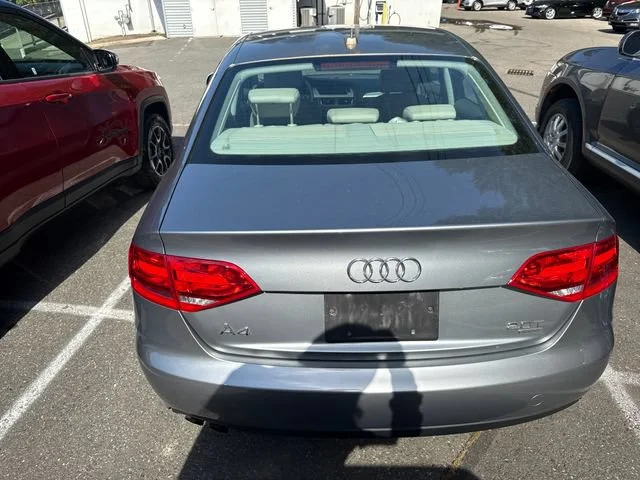 Used 2010 Meteor Gray Pearl Effect Audi 2.0T Premium image 5
