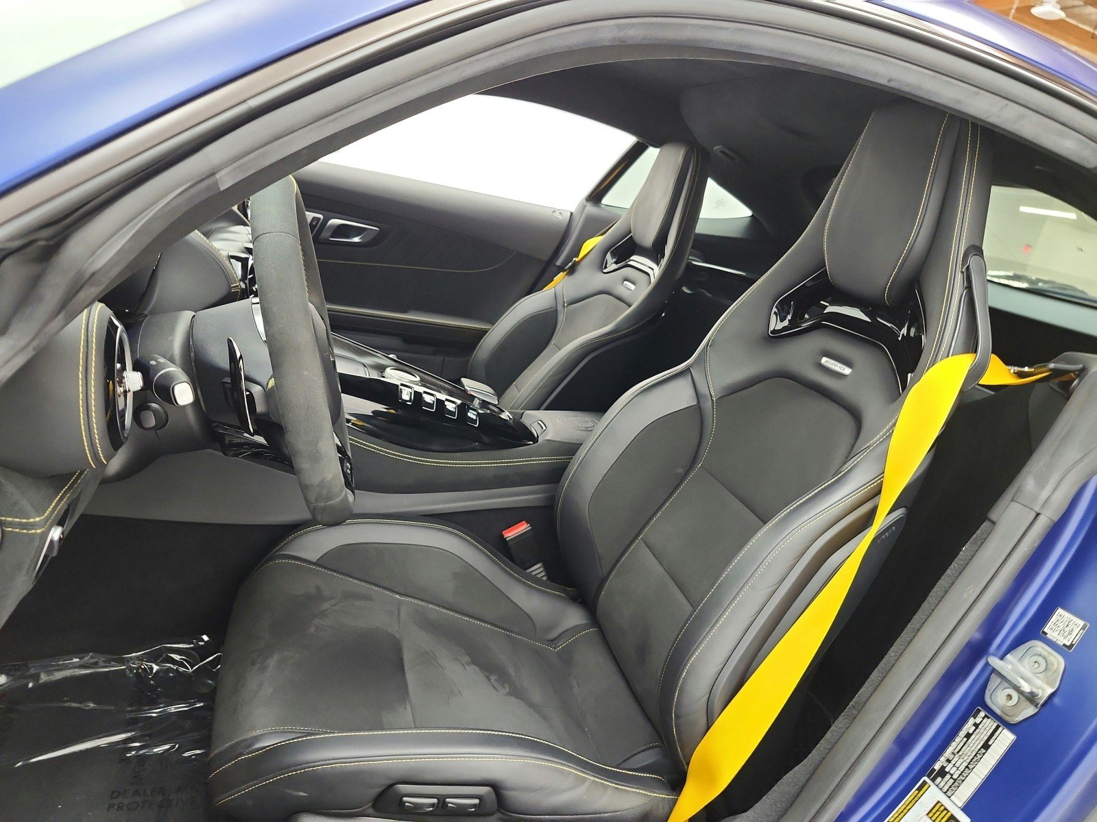 Certified Used 2020 designo Brilliant Blue Magno Mercedes-Benz AMG® GT R Coupe image 10