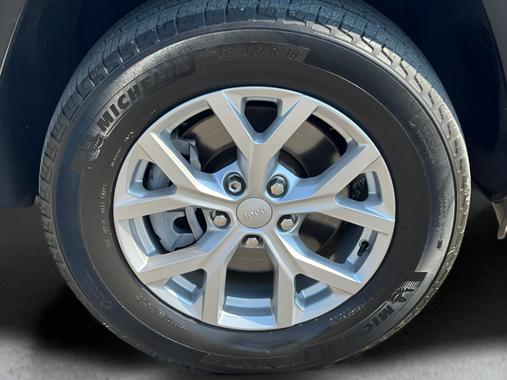 Used 2023 Black Jeep Limited image 29