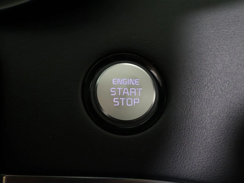 Used 2019 White Kia GT2 image 53