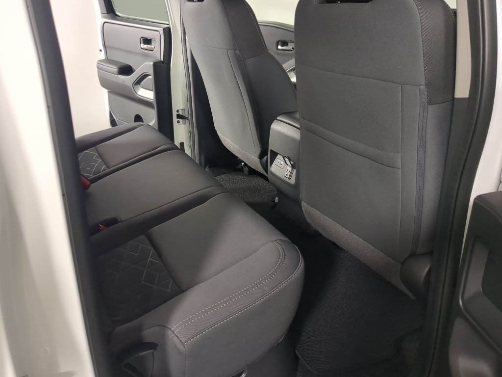 New 2026 Glacier White Nissan Crew Cab SV image 19