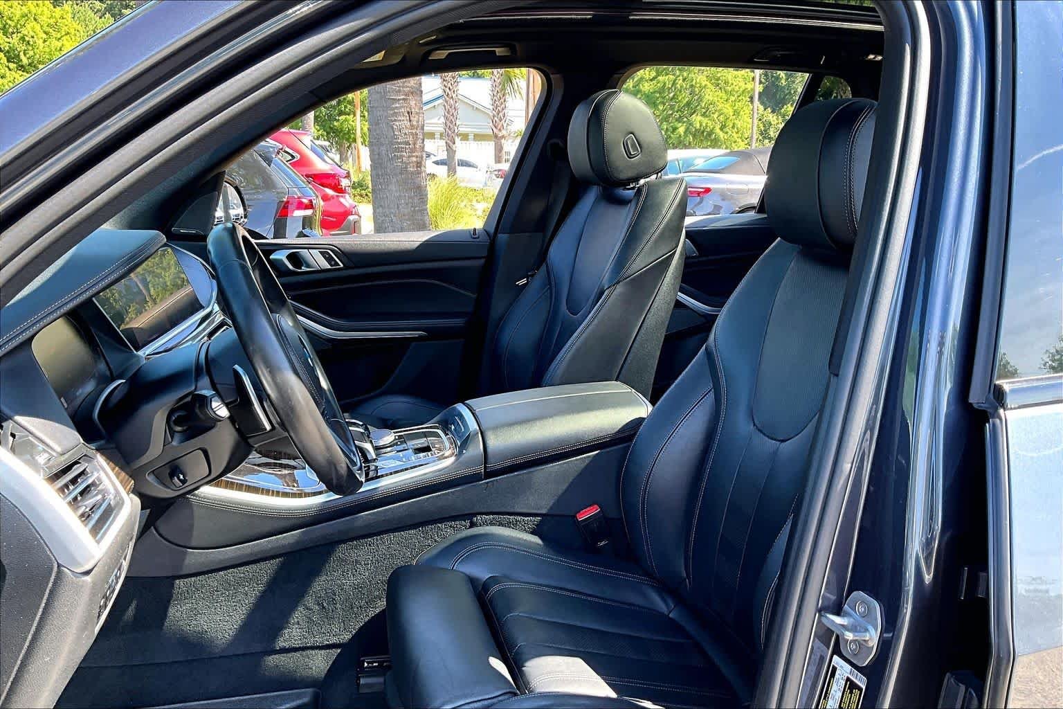 Used 2020 Arctic Gray Metallic BMW sDrive40i image 8