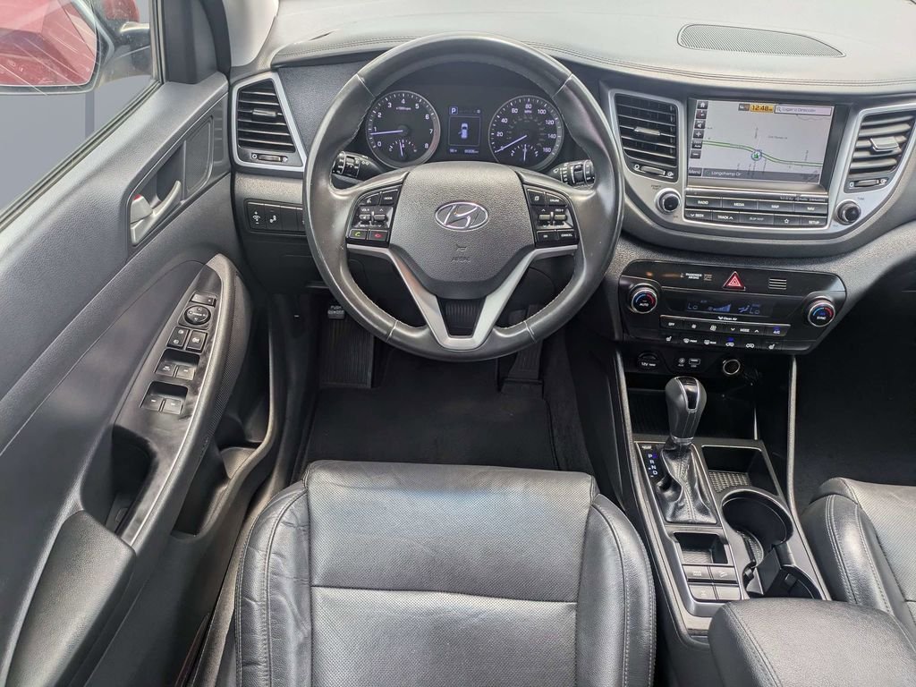 Used 2018 Red Hyundai SEL Plus image 15
