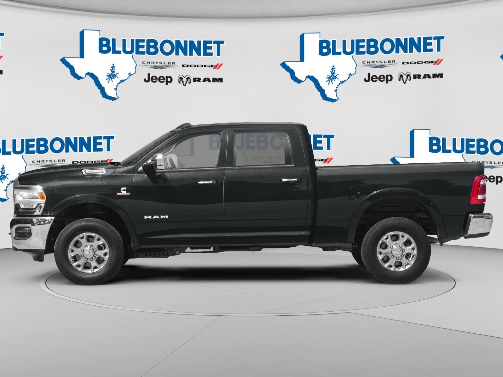 Used 2021 Maximum Steel Metallic Clearcoat Ram Laramie image 6