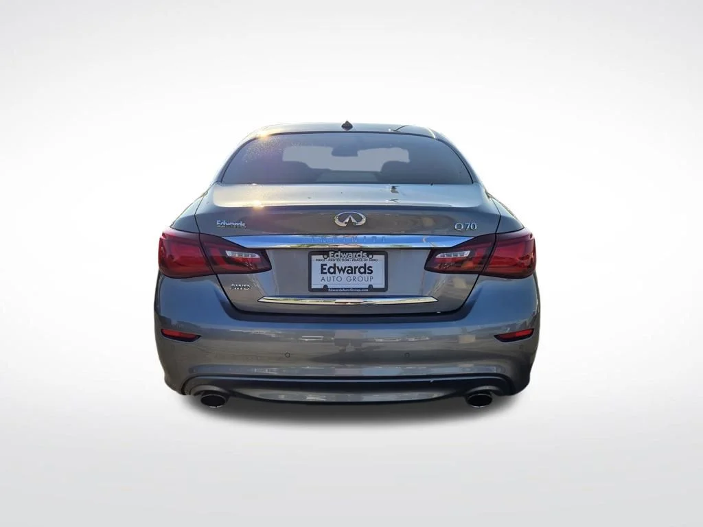 Used 2016 Gray INFINITI 3.7X image 4