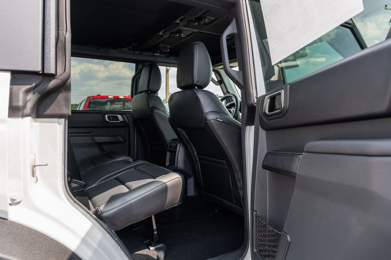 New 2026 Avalanche Gray Ford Outer Banks® image 9