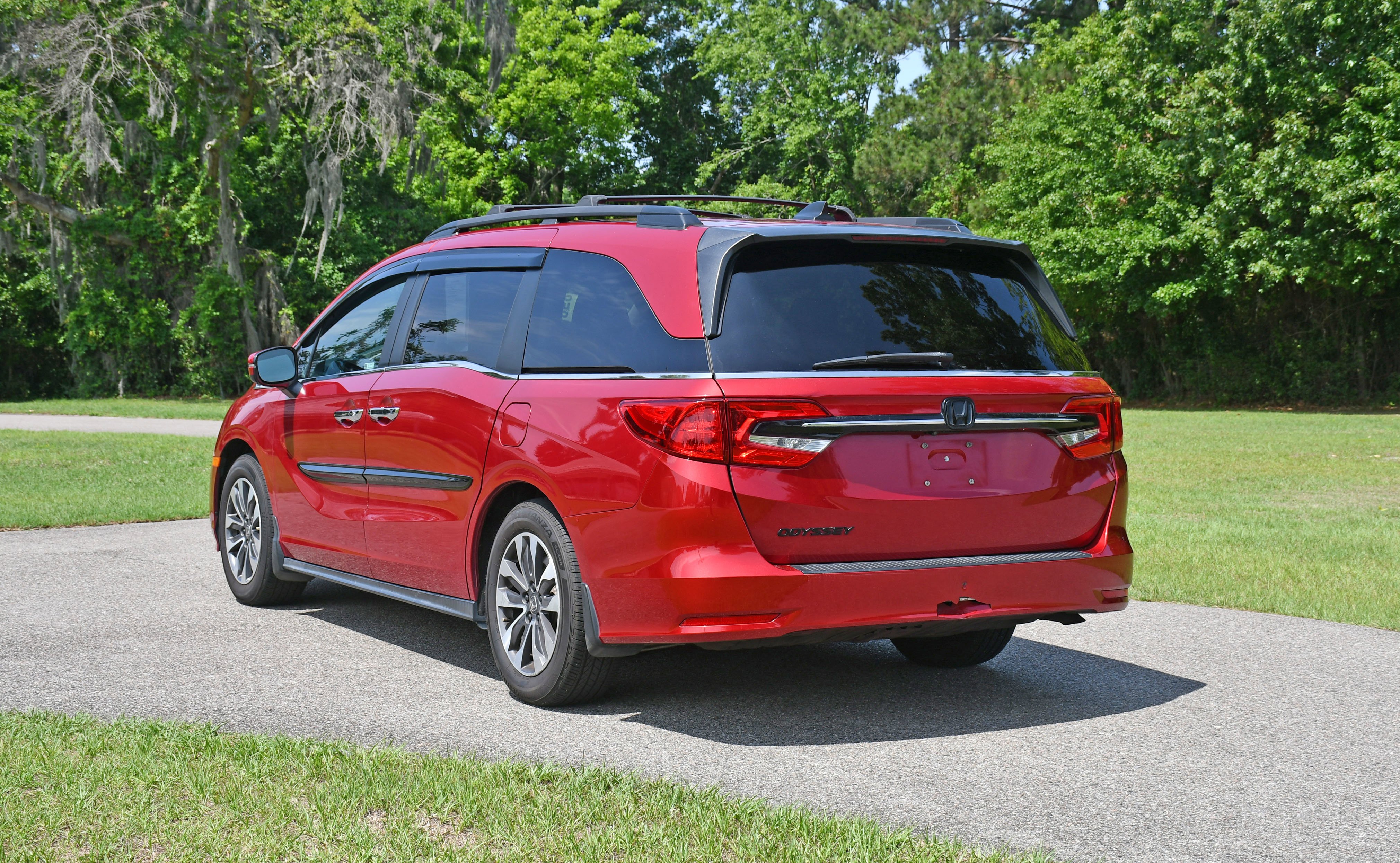 Used 2022  Honda EX-L image 3