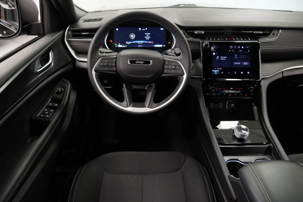 Used 2024 Black Jeep Laredo image 14