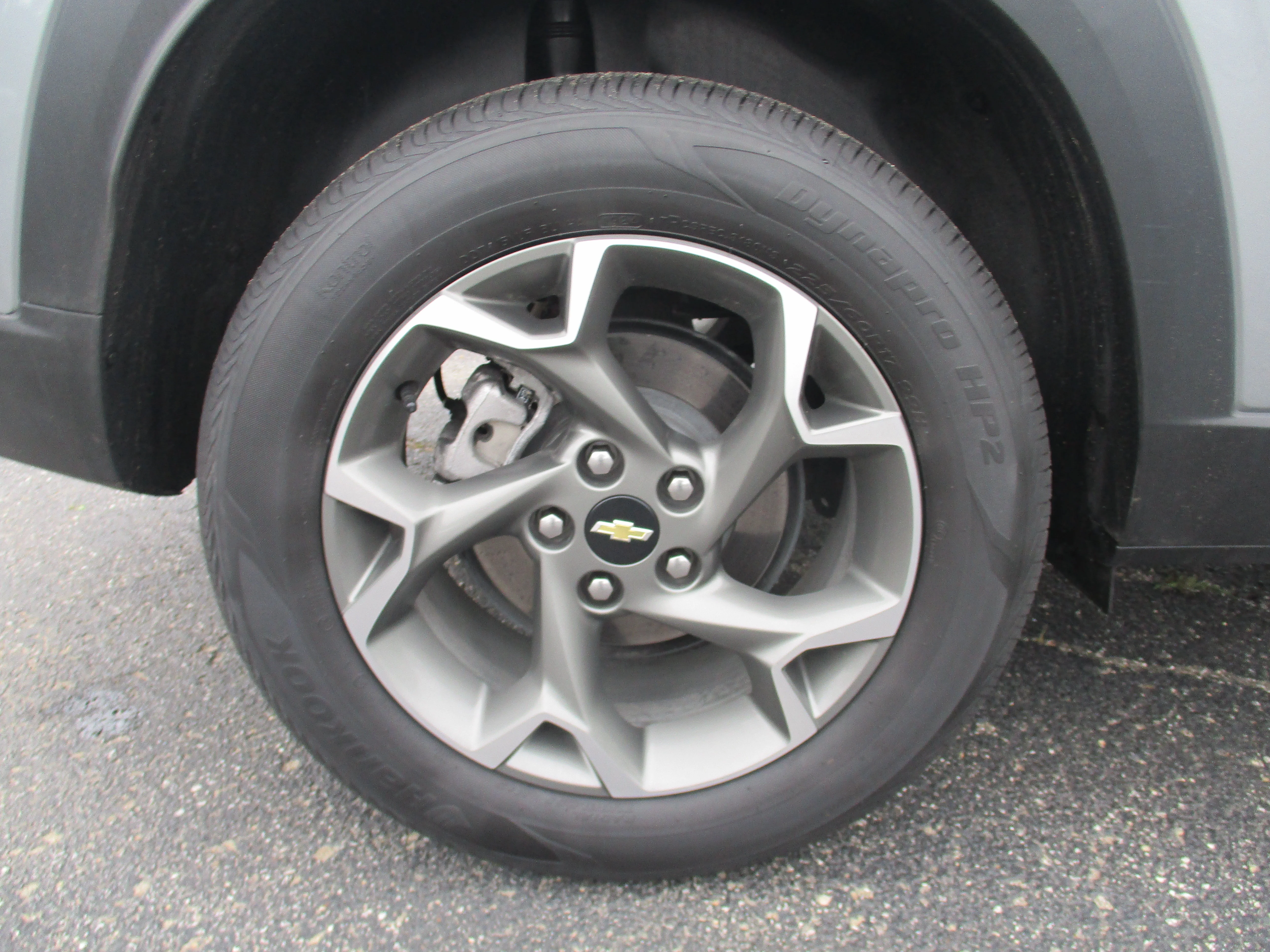 Used 2025 Sterling Gray Metallic Chevrolet LT FWD image 43