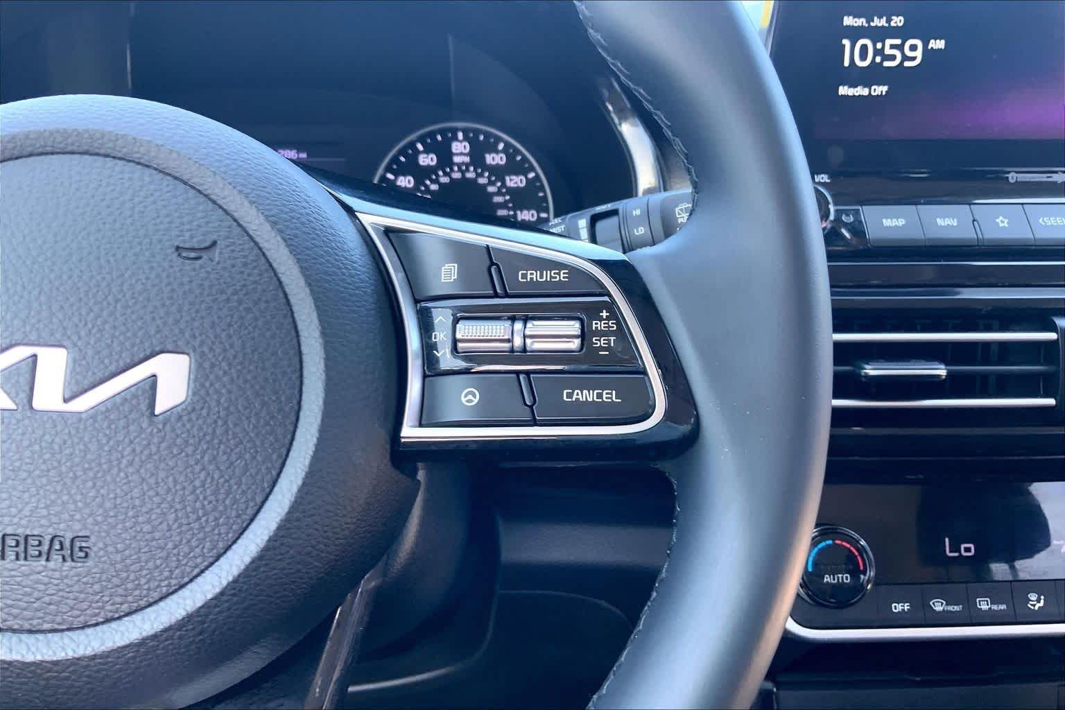 Used 2023 GRAY Kia EX image 23