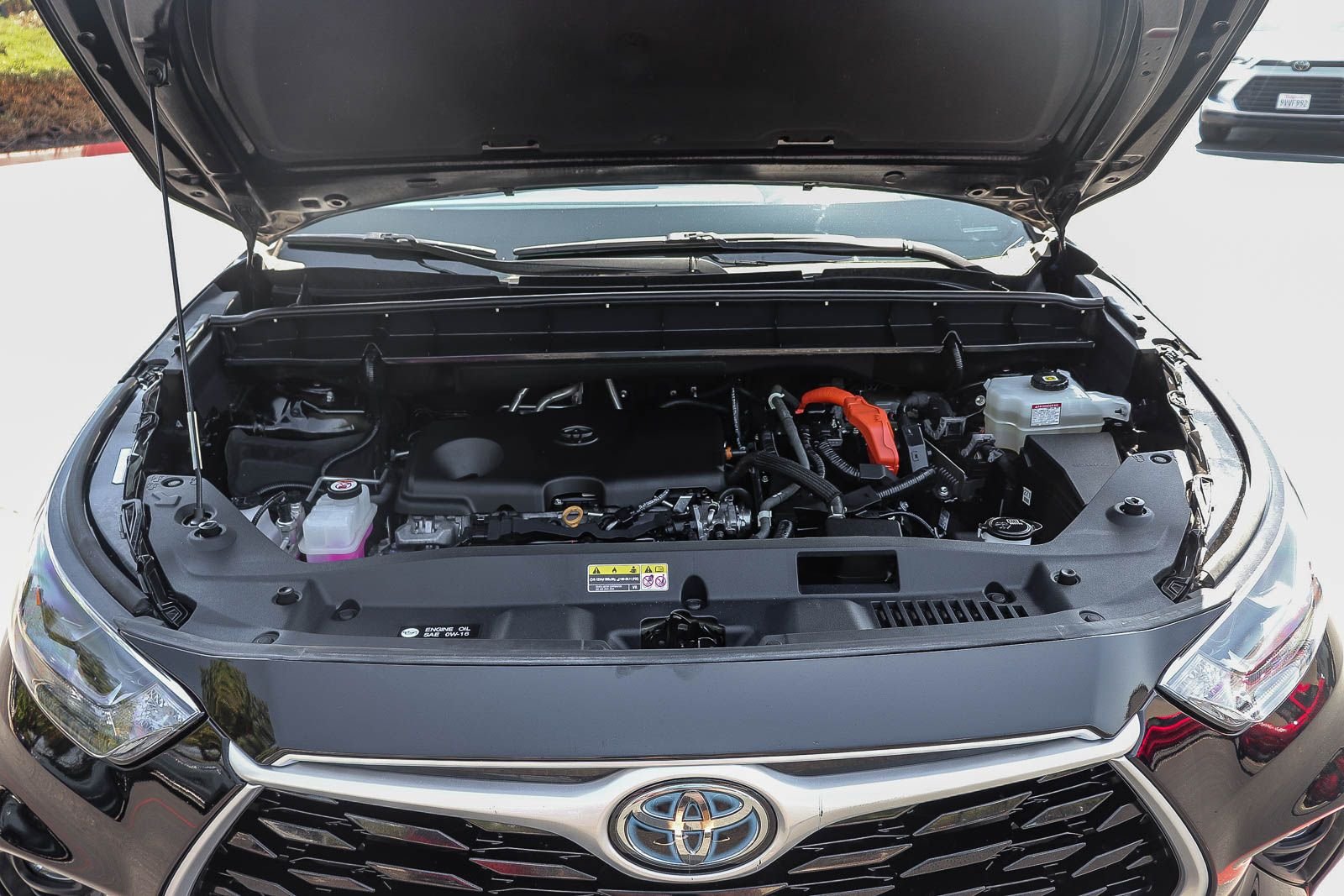 Used 2022 Midnight Black Metallic Toyota XLE image 34