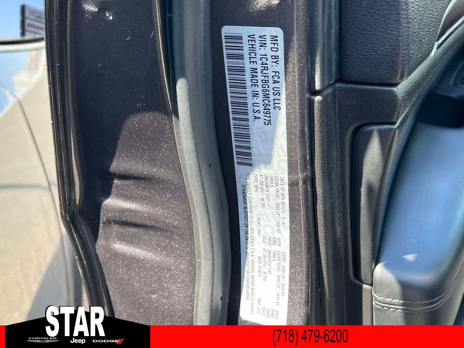 Used 2021 Granite Crystal Metallic Clearcoat Jeep Limited image 21