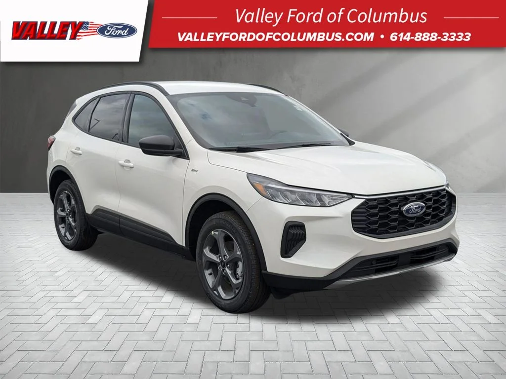 New 2026 Star White Metallic Tri-coat Ford ST-Line image 1