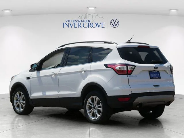 Used 2018 White Ford SE image 5