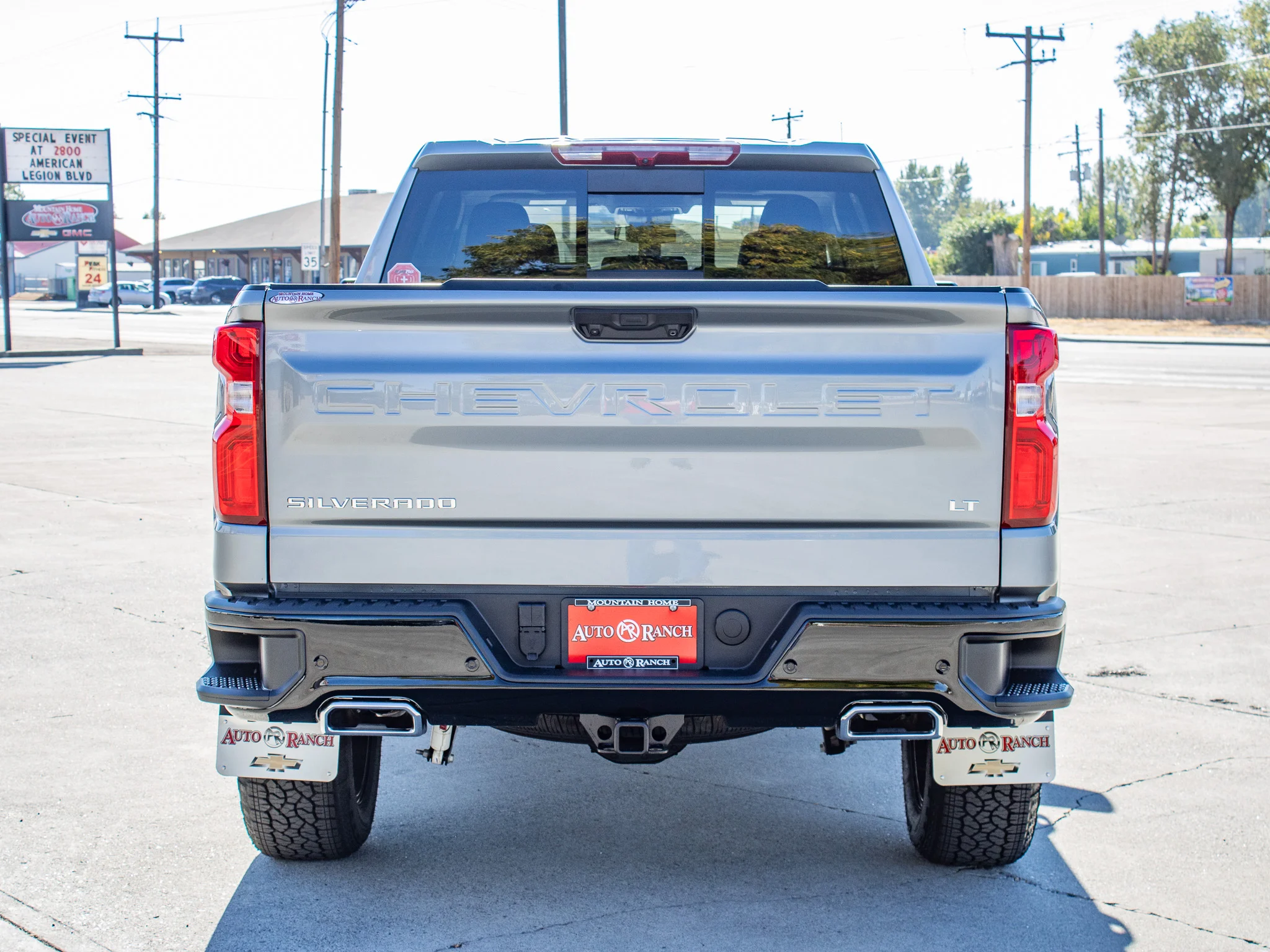 New 2026 STERLING GRAY METALLIC Chevrolet LT Trail Boss image 7