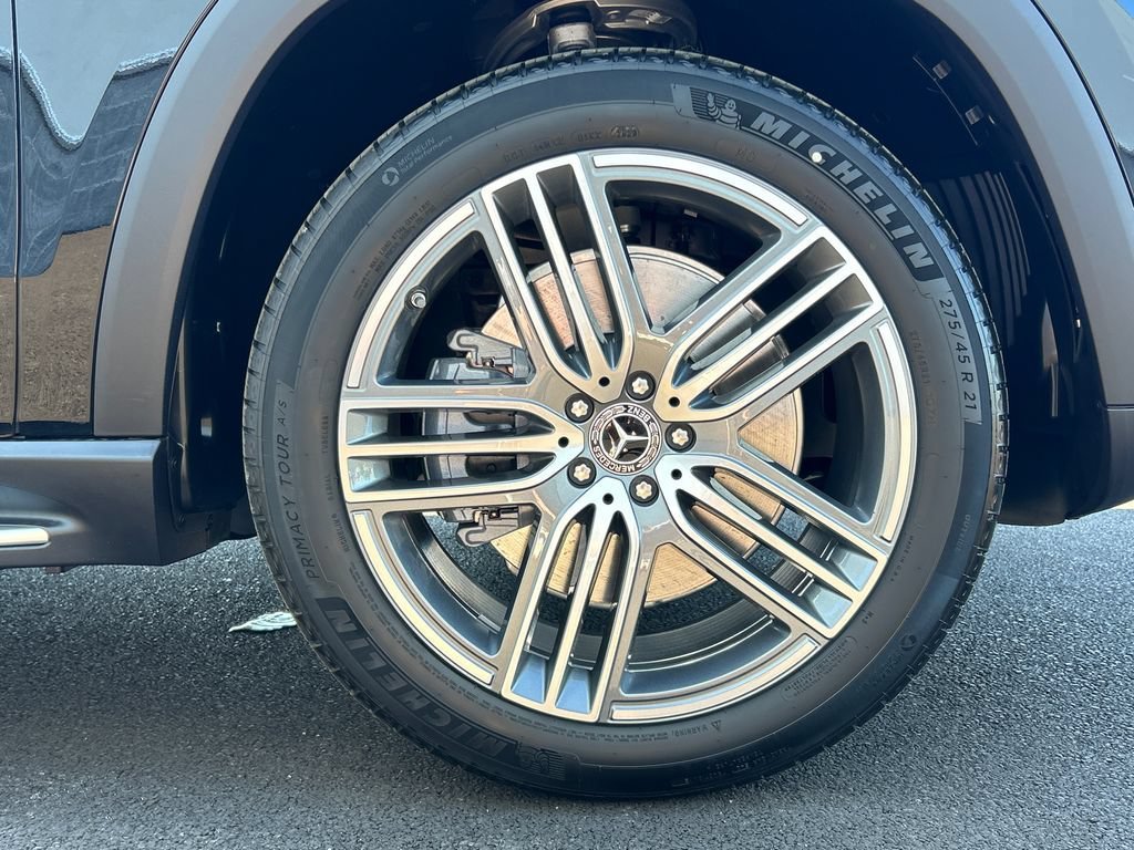 New 2026 Black Mercedes-Benz GLS 450 image 77