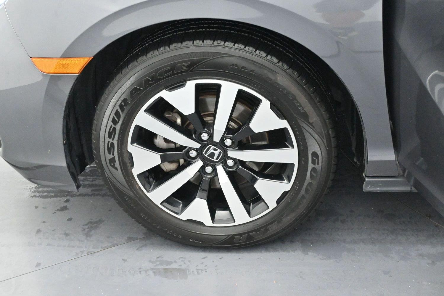 Used 2025  Honda EX-L image 42