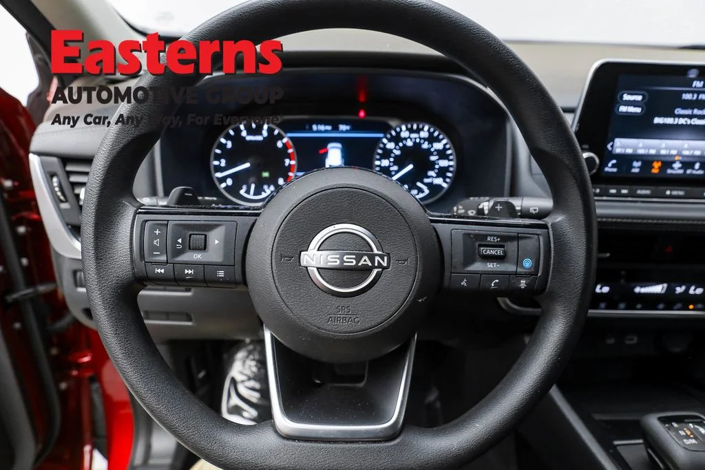Used 2023 Red Nissan SV image 10