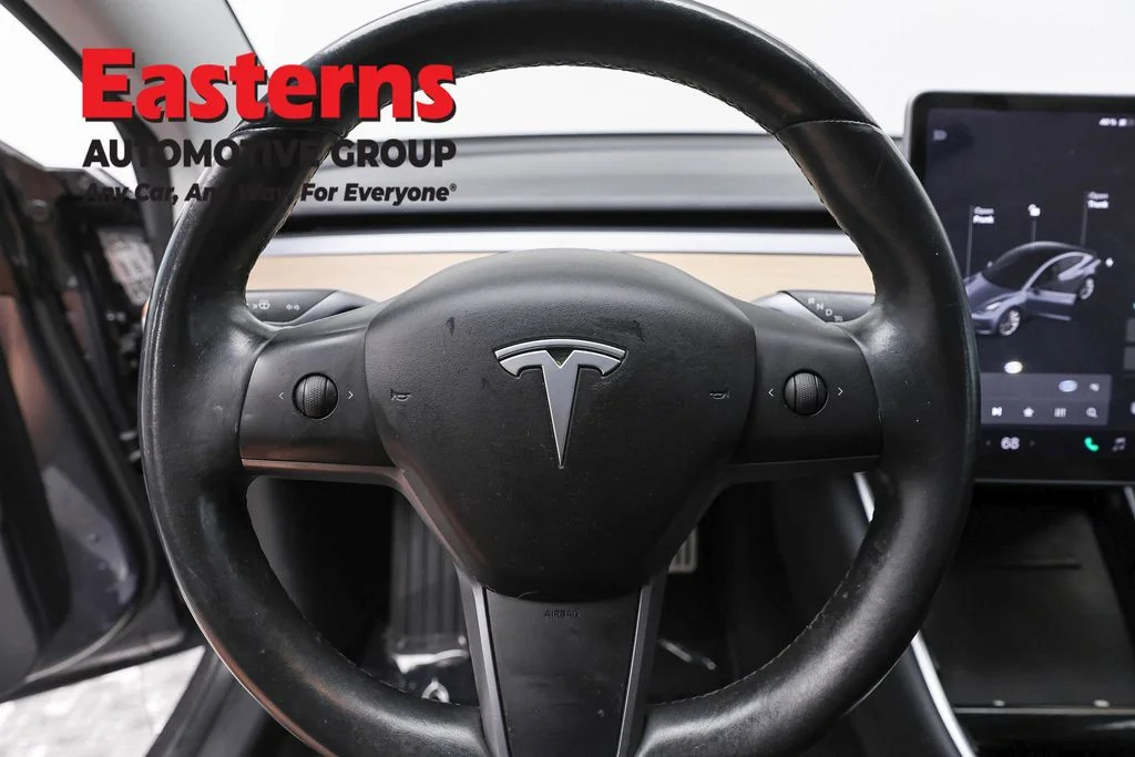 Used 2018 Gray Tesla Long Range image 10