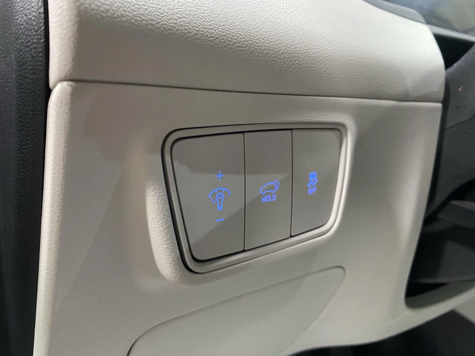 Used 2024 Black Pearl Hyundai SEL image 26