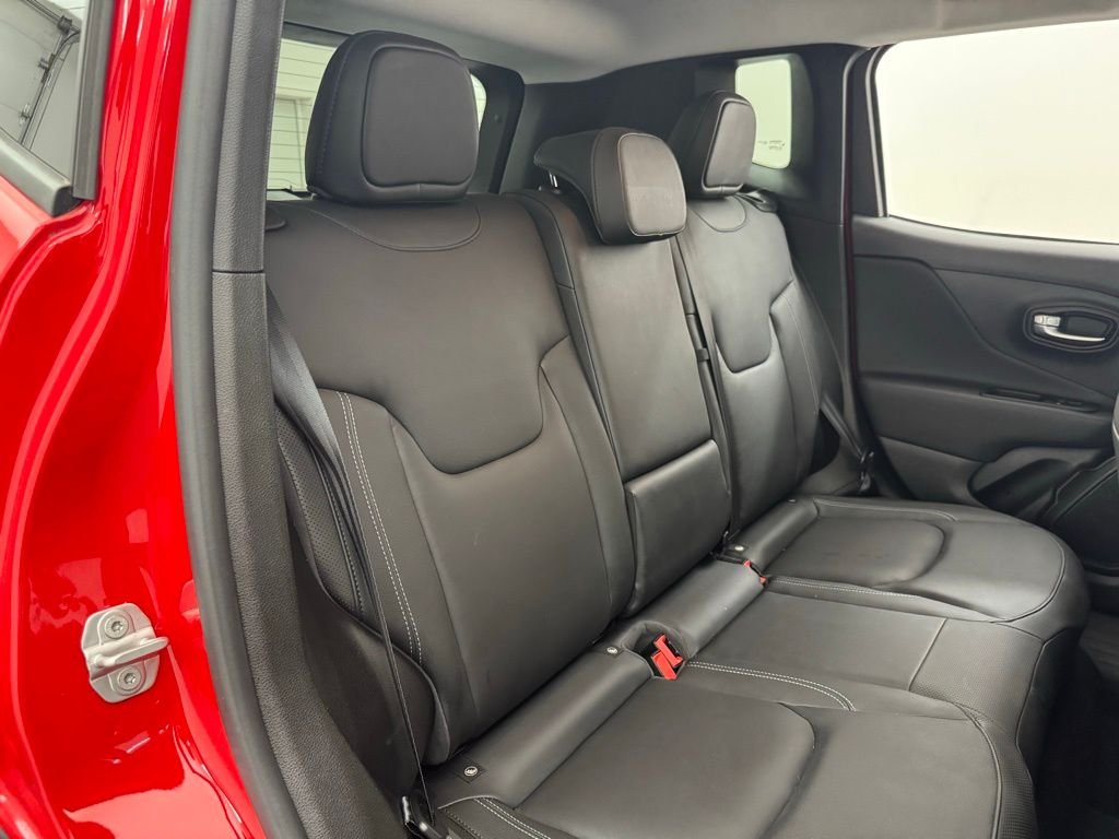 Used 2022 Colorado Red Clearcoat Jeep Limited image 36