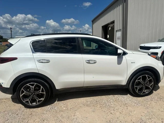 Used 2021 White Kia SX image 16