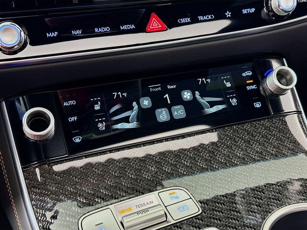 New 2026 Vik Black Genesis 3.5T Sport Prestige image 16