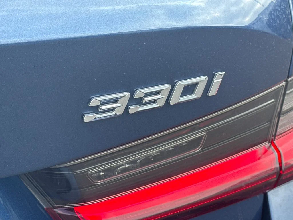Used 2023 Blue BMW 330i image 8