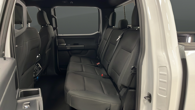 Used 2024 Oxford White Ford XLT image 20