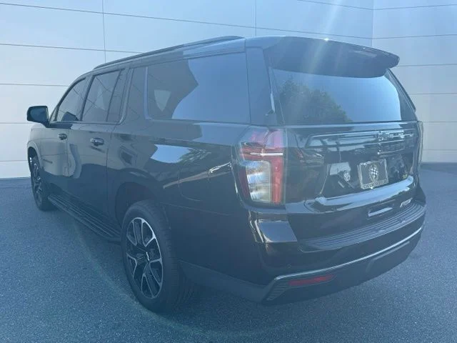Used 2022 Black Chevrolet RST image 9