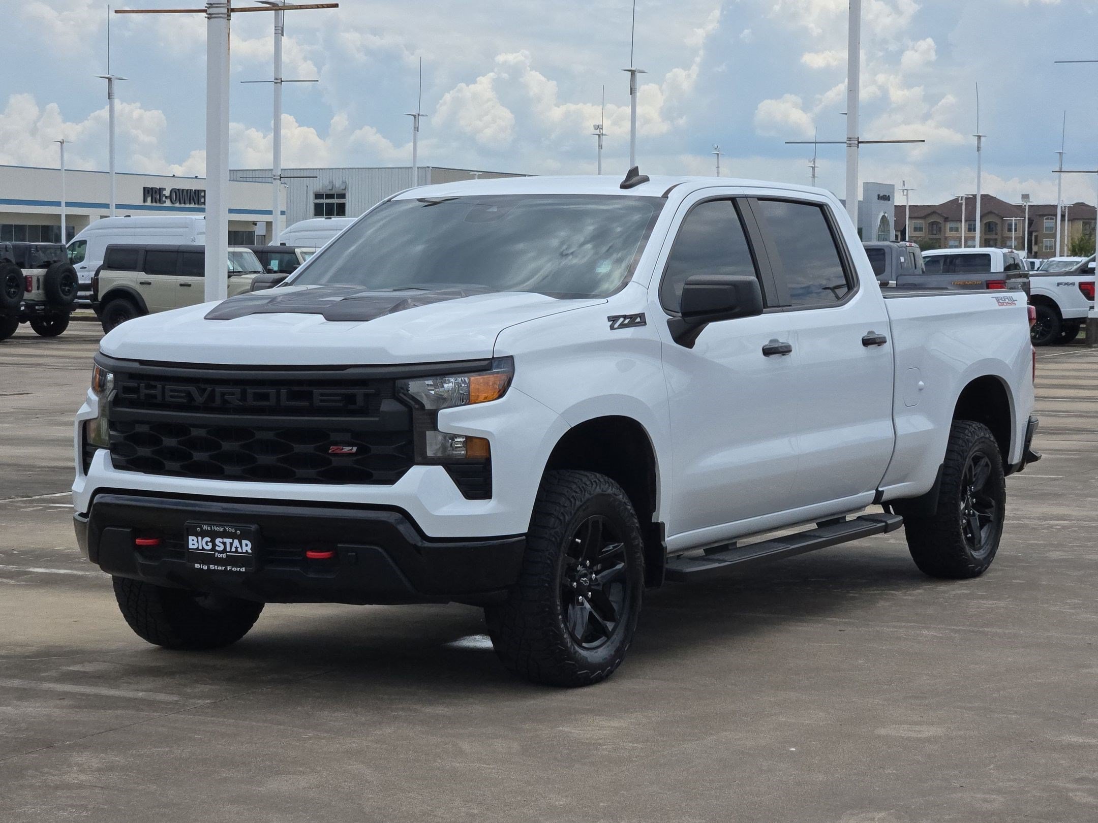 Used 2023 Summit White Chevrolet Custom Trail Boss image 7