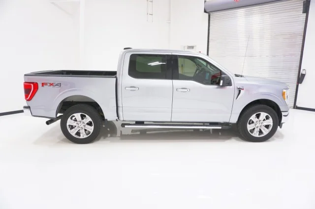 Used 2021 SILVER Ford XLT image 4