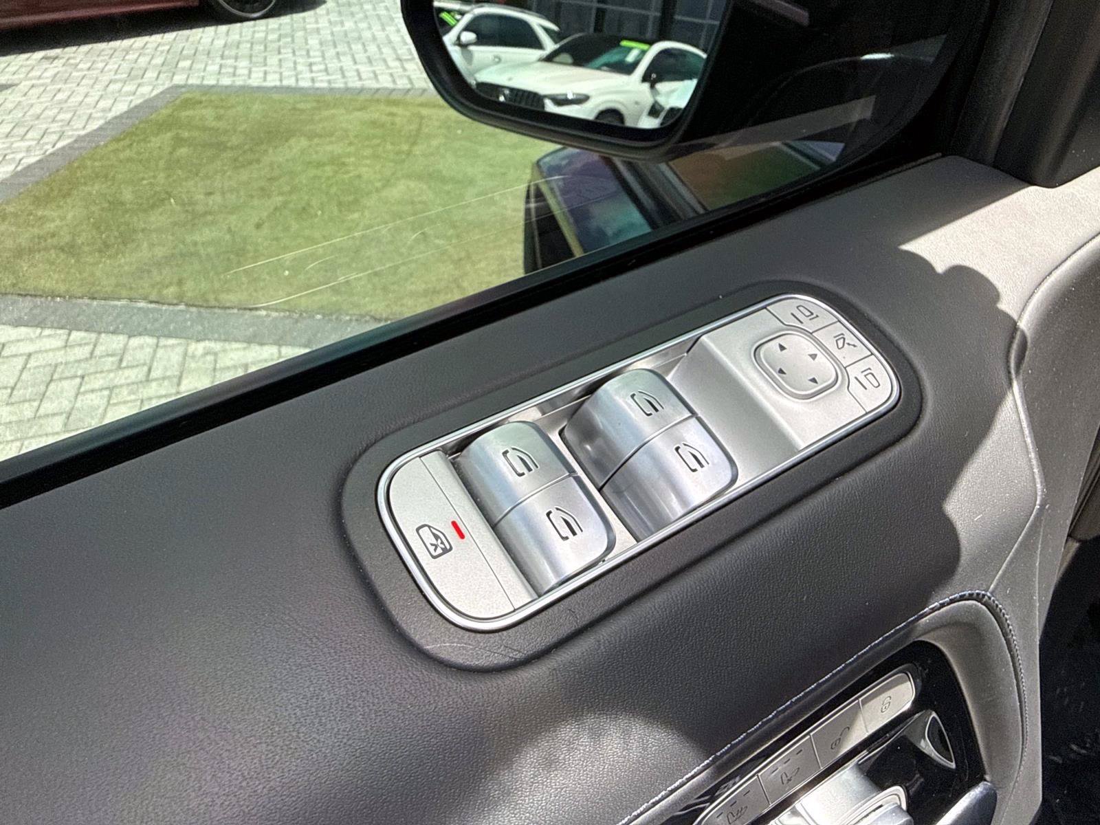 Certified Used 2024 Midnight Blue Mercedes-Benz G 63 AMG® image 19