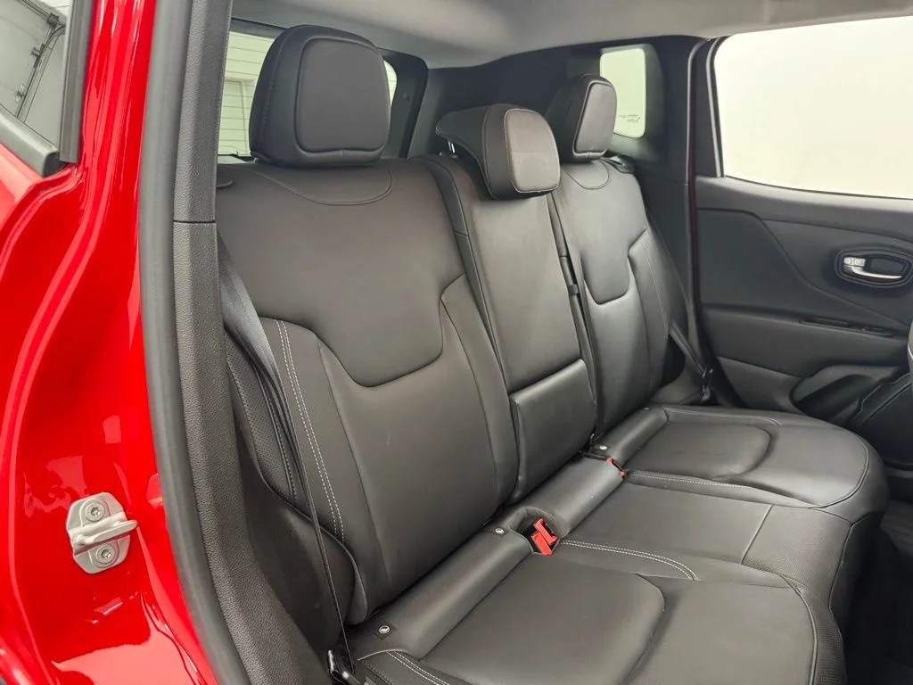 Used 2022 Colorado Red Clearcoat Jeep Limited image 36