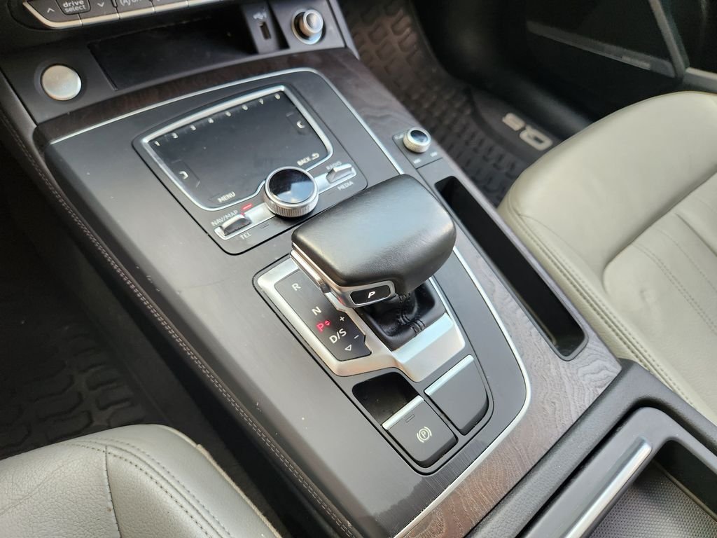 Used 2018 Moonlight Blue Metallic Audi Prestige image 21