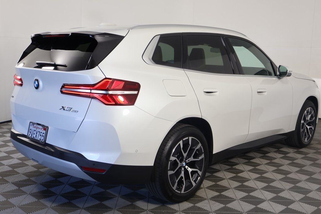 Used 2026 White BMW 30 xDrive image 4
