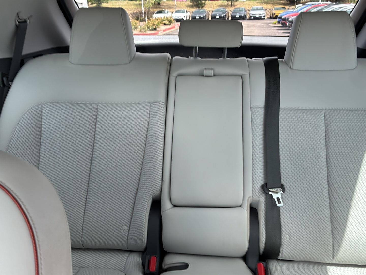 Used 2023 Digital Teal Hyundai SEL image 16