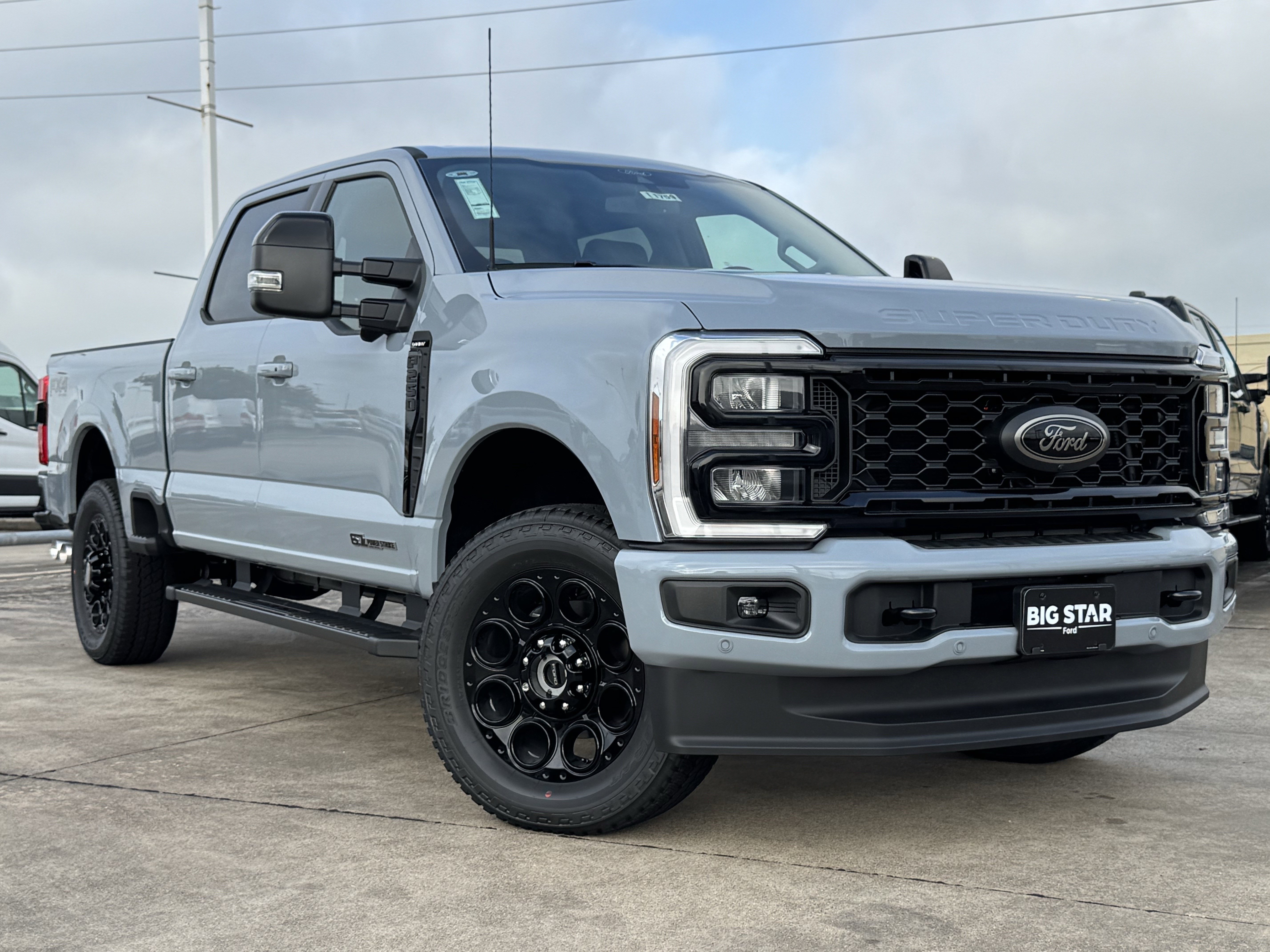 New 2026 Gray Metallic Ford LARIAT image 2