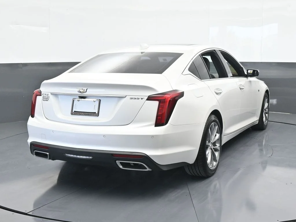 Used 2020 Crystal White Tricoat Cadillac Premium Luxury image 5