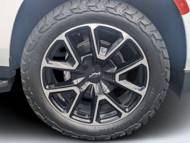 Used 2021 White Chevrolet RST image 11