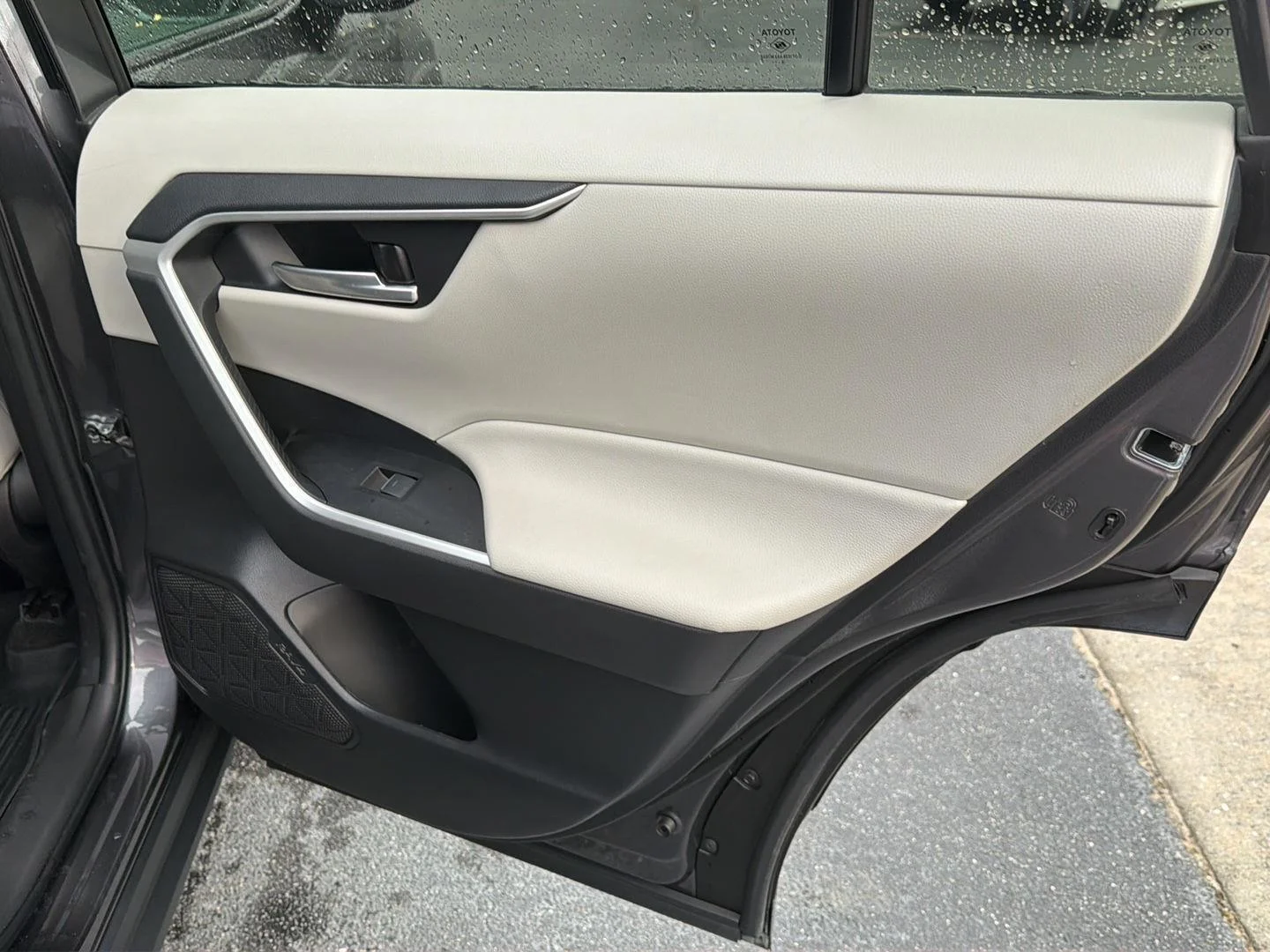 Certified Used 2024 Magnetic Gray Metallic Toyota XLE Premium image 15