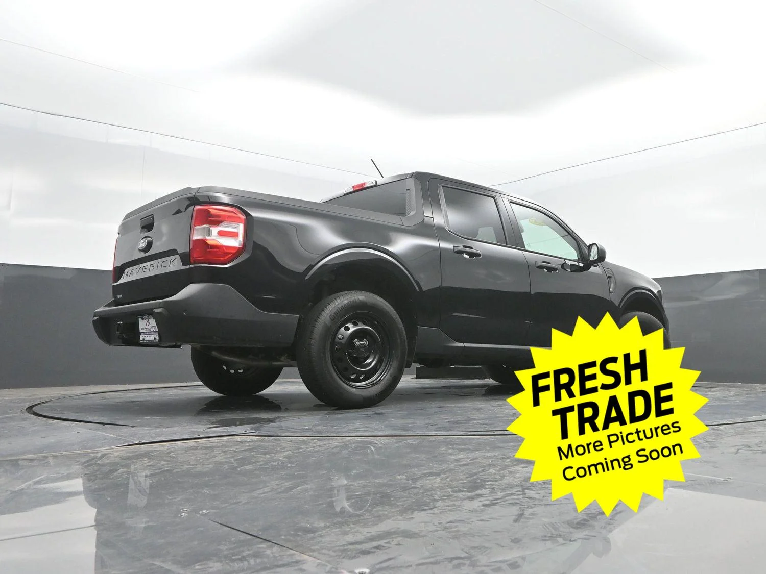 Used 2025 Shadow Black Ford XL image 31
