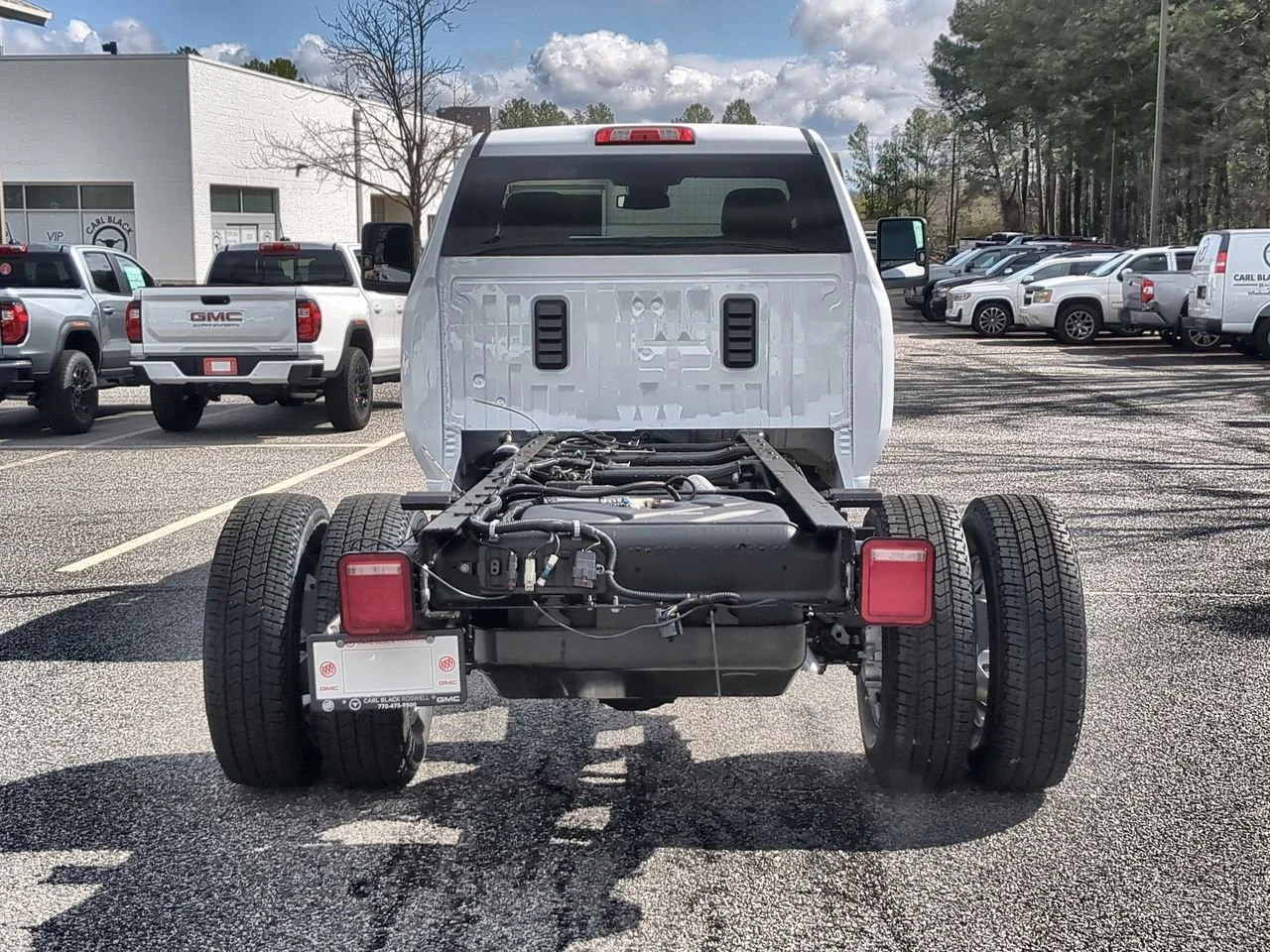 New 2026 Summit White GMC Pro image 7